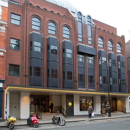 Hub By Premier Inn London Covent Garden-3